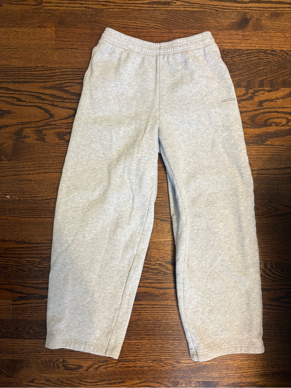 Aritzia Sweatfleece Sweatpants in Light Grey